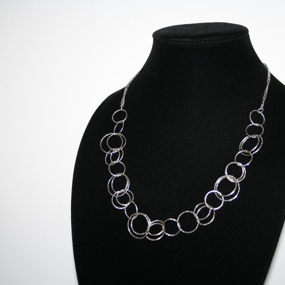 Beautiful silver ring link necklace adjustable 20" - Picture 3 of 4